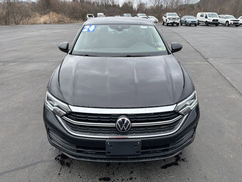 Used 2024 Volkswagen Jetta S image 2