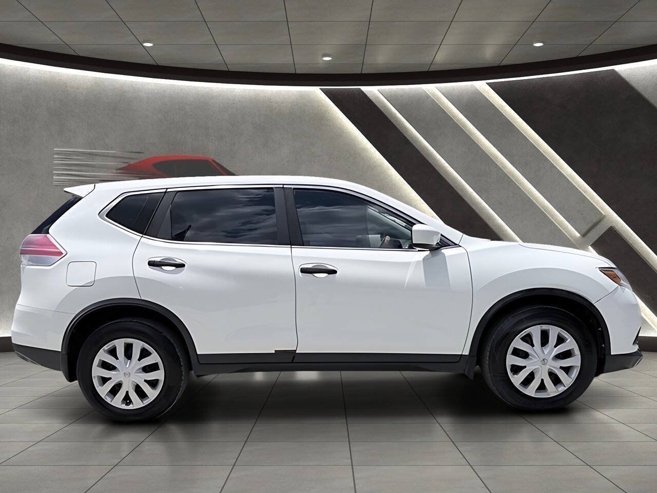 Used 2016 Nissan Rogue S FWD image 4