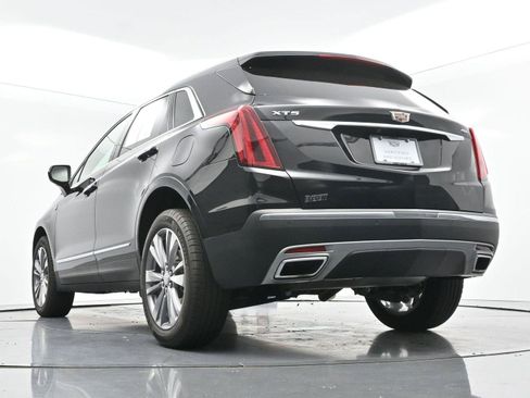 Certified 2025 Cadillac XT5 Premium Luxury FWD image 50