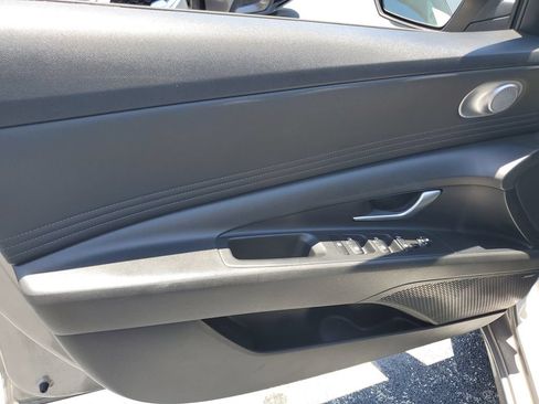 Used 2022 Hyundai Elantra Limited w/ Cargo Package FWD image 19