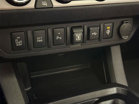Certified 2022 Toyota Tacoma Limited w/ Black Out Package (TMS) AWD/4WD image 28