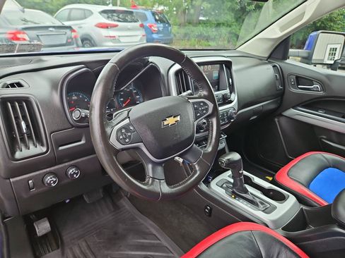 Used 2015 Chevrolet Colorado LT w/ Luxury Package AWD/4WD image 16