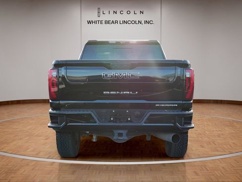 Used 2024 GMC Sierra 3500 Denali w/ Denali Reserve Package image 6