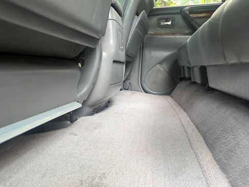 Used 2002 Lexus LX 470 4WD image 71