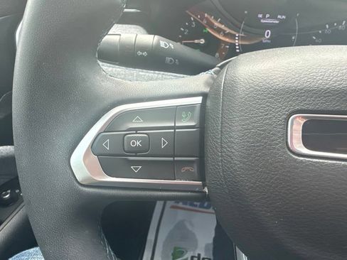 Used 2022 Jeep Compass Latitude FWD image 20