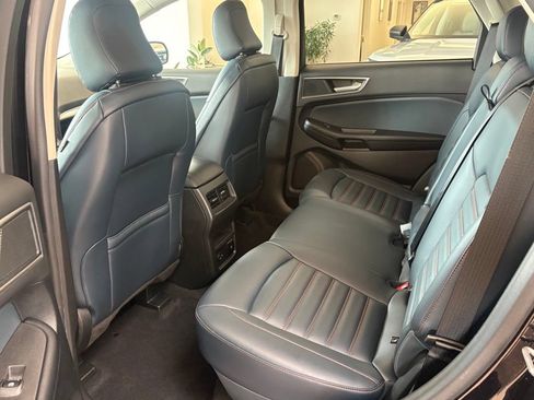 Used 2022 Ford Edge SEL w/ Sport Appearance Package AWD/4WD image 27
