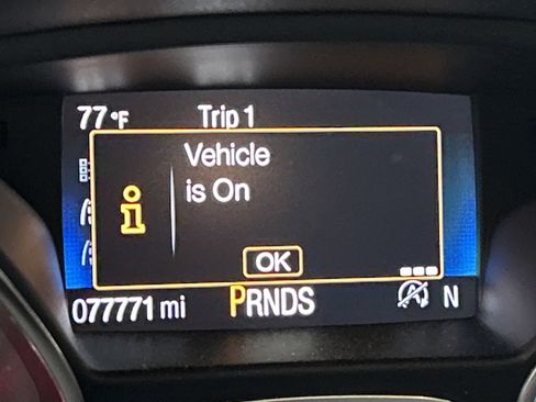 Used 2018 Ford Escape SE w/ SE Sync 3 Package FWD image 8