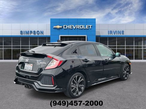 Used 2018 Honda Civic Sport Touring image 8