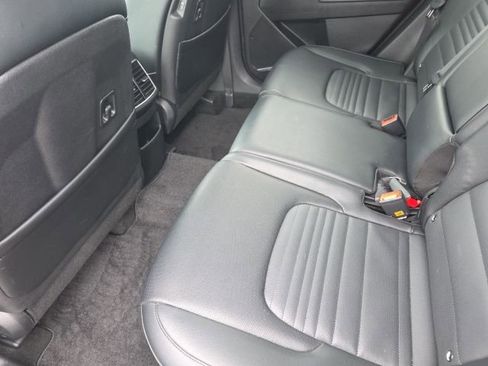 Used 2023 Kia Sportage SX image 11