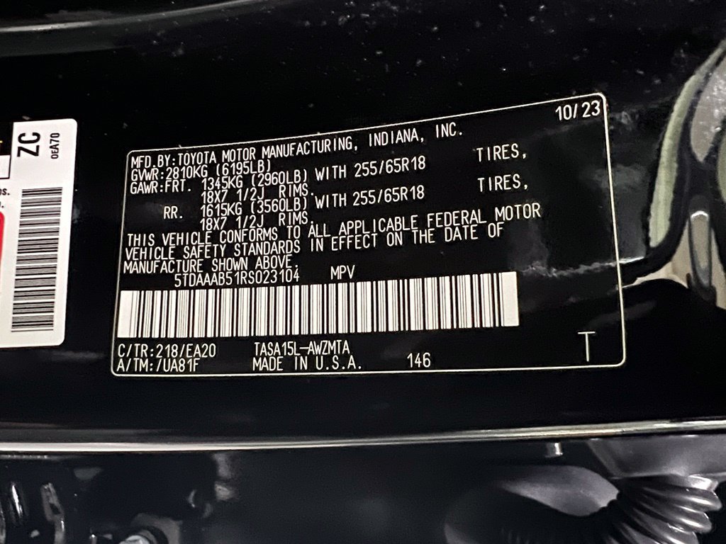 Certified 2024 Toyota Grand Highlander AWD image 46