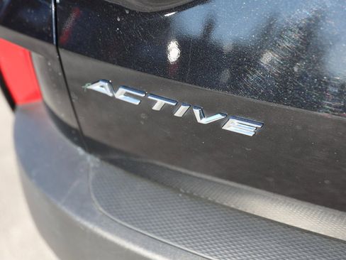 Used 2025 Ford Escape Active image 9