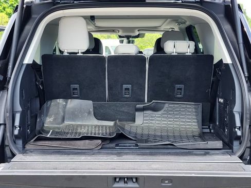 Used 2025 Lincoln Navigator Reserve AWD/4WD image 37