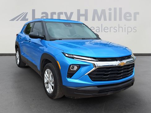 Used 2025 Chevrolet TrailBlazer LS w/ LS Convenience Package FWD image 7