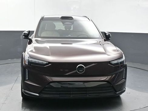 Used 2025 Volvo EX90 Ultra image 3