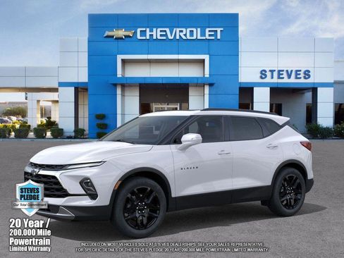 New 2025 Chevrolet Blazer LT w/ Sound & Technology Package image 2