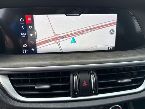 Used 2022 Alfa Romeo Stelvio Ti image 26