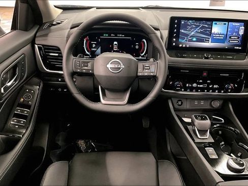 New 2025 Nissan Rogue SL w/ Tech Package image 20