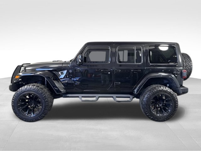 Used 2021 Jeep Wrangler Unlimited Sahara AWD/4WD image 5