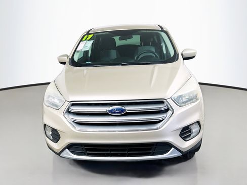 Used 2017 Ford Escape SE FWD image 11