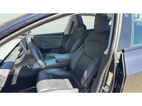 Used 2025 Tesla Model 3 Long Range RWD image 11