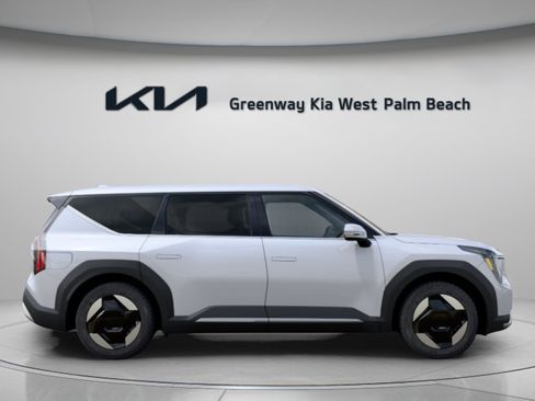New 2026 Kia EV9 Light RWD image 9