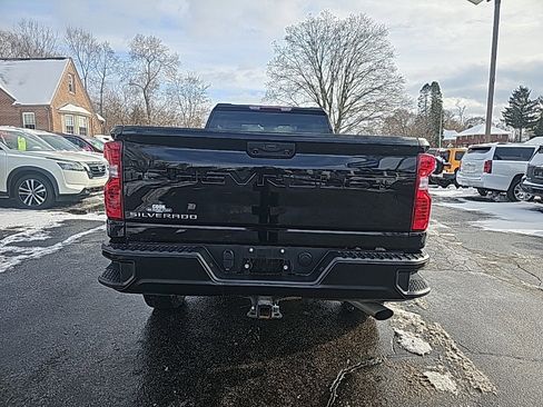 Certified 2024 Chevrolet Silverado 3500 W/T w/ WT Convenience Package image 4