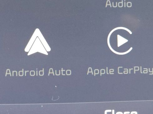 Used 2023 Kia Sportage SX image 5