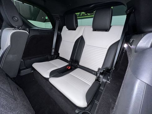 Used 2023 Land Rover Discovery S R-Dynamic AWD/4WD image 28