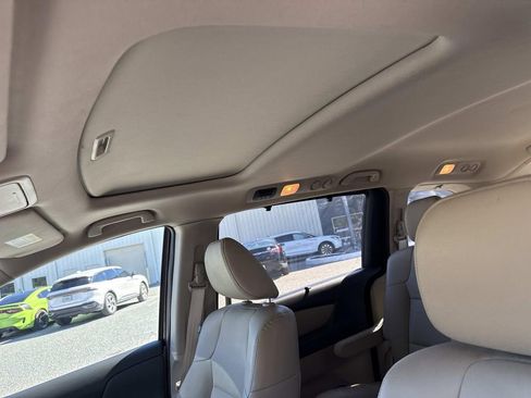 Used 2017 Honda Odyssey EX-L image 33