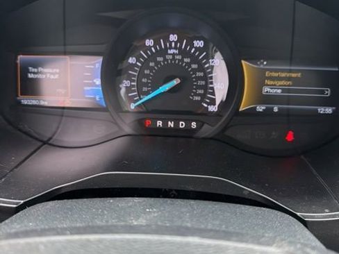 Used 2015 Ford Edge Sport w/ Equipment Group 401A FWD image 5