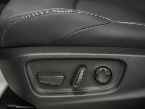 New 2026 Toyota C-HR image 36