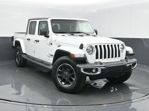 Certified 2021 Jeep Gladiator Overland w/ Popular Equipment Package image 2