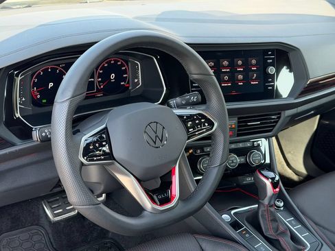 Used 2024 Volkswagen Jetta GLI Autobahn FWD image 23