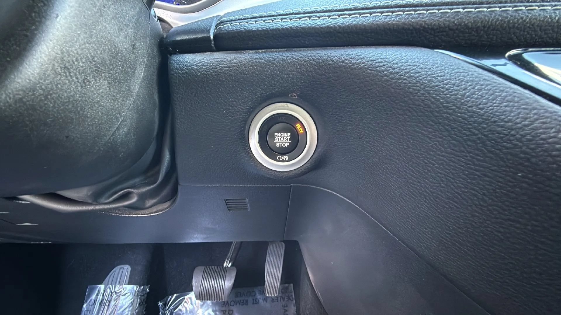 Used 2023 Chrysler Pacifica Touring FWD image 26