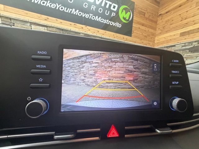 Certified 2023 Hyundai Elantra SEL w/ Preferred Accessory Package FWD image 24