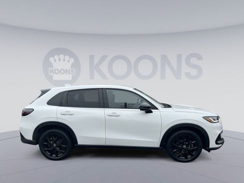 Used 2023 Honda HR-V Sport image 8