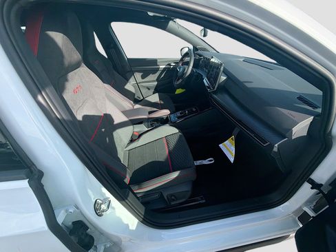 New 2026 Volkswagen GTI SE image 24