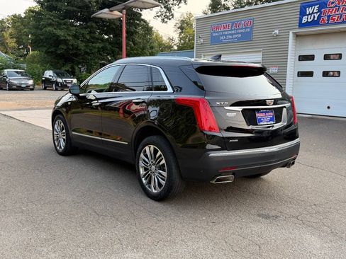 Used 2017 Cadillac XT5 Premium Luxury AWD/4WD image 4