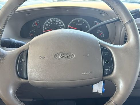 Used 2001 Ford F150 4x4 SuperCrew image 12