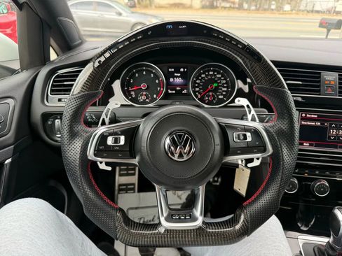 Used 2018 Volkswagen GTI S FWD image 13