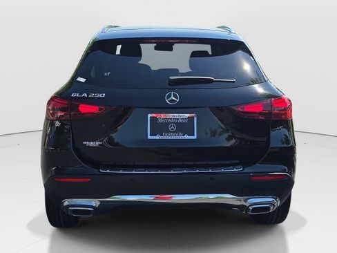 Certified 2025 Mercedes-Benz GLA 250 image 6