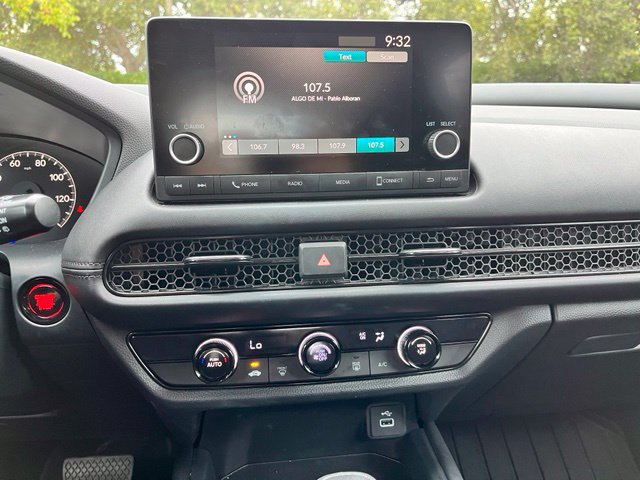 Used 2025 Honda HR-V LX image 8