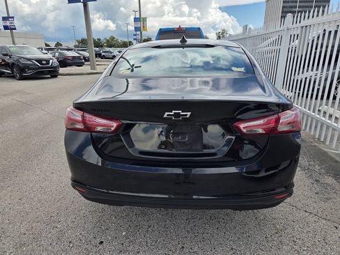 Used 2022 Chevrolet Malibu LT w/ Leather Package FWD image 5