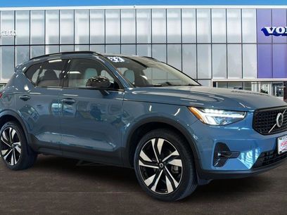 Used 2023 Volvo XC40 B5 Plus w/ Driver Assist Package