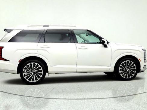 Used 2026 Hyundai Palisade Calligraphy AWD/4WD image 4