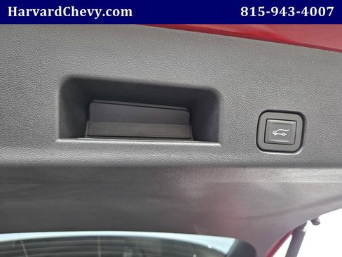 Used 2025 GMC Acadia AT4 w/ Luxury Package AWD/4WD image 36