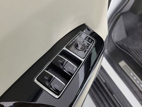 Certified 2025 Cadillac Escalade Sport w/ Touring Package AWD/4WD image 20
