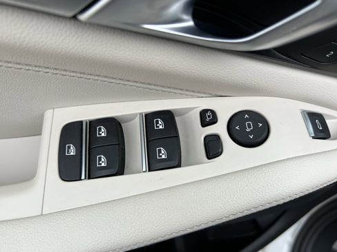 Used 2022 BMW X5 xDrive40i w/ M Sport Package image 15