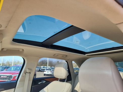 Used 2018 Lincoln MKC Select w/ Select Plus Package FWD image 33