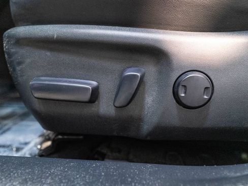 Used 2016 Toyota Camry XLE FWD image 21